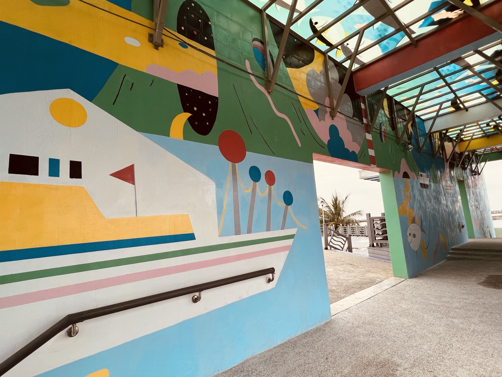 Image 15 — Zhongyun Harbor wall mural 23' × 91' 10" (×2)