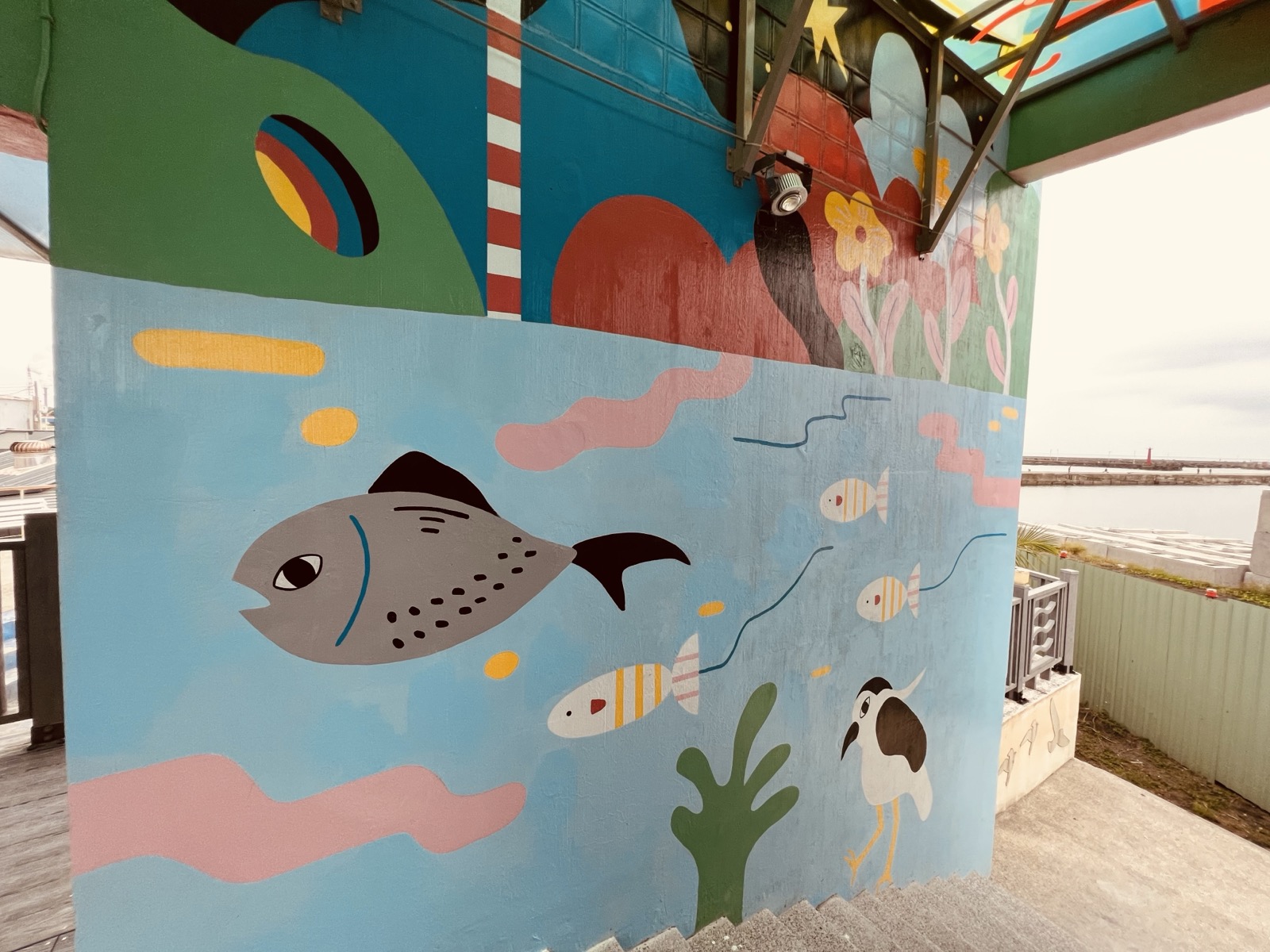 Image 4 — Zhongyun Harbor wall mural 23' × 91' 10" (×2)