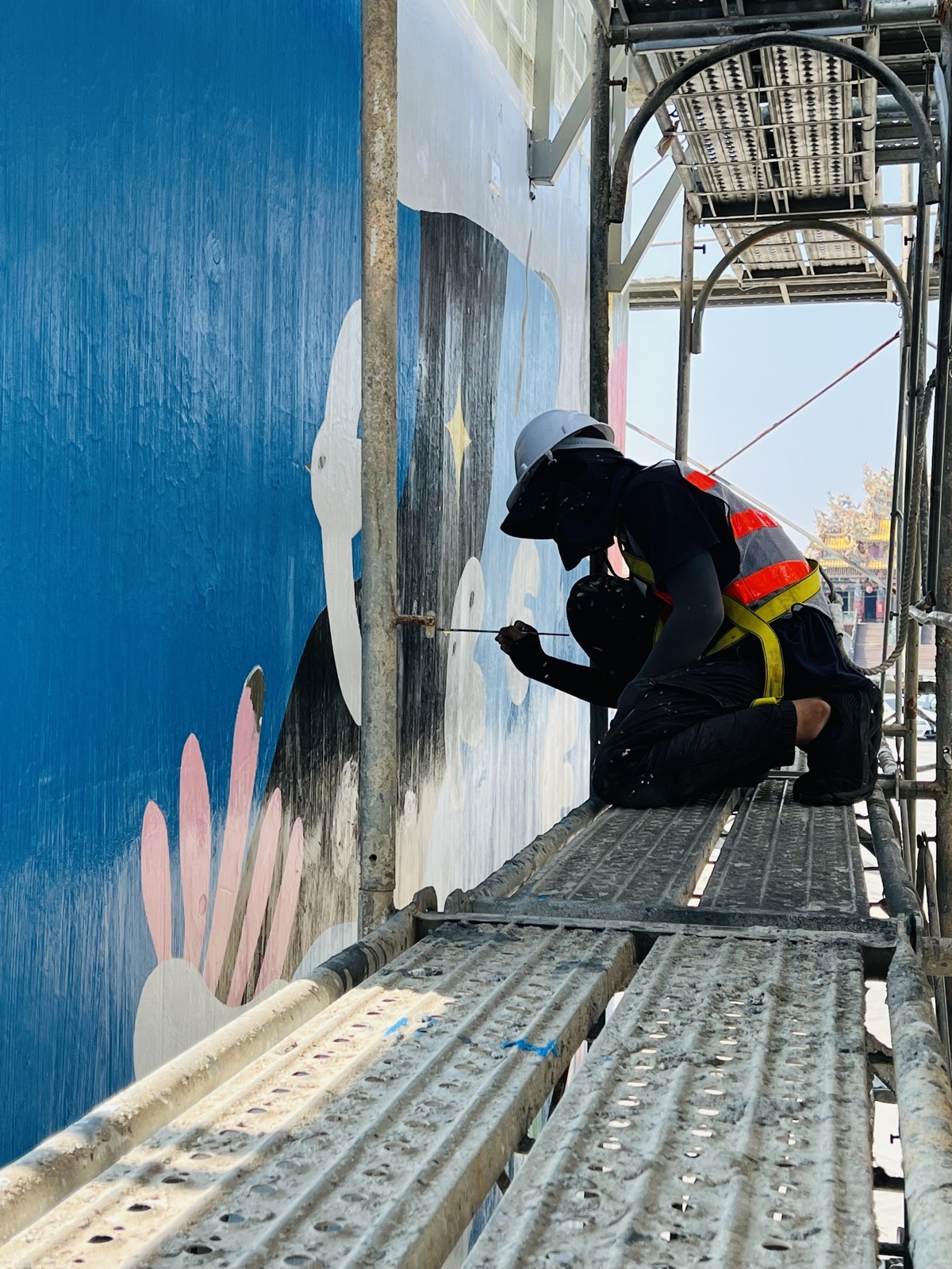 Image 6 — Zhongyun Harbor wall mural 23' × 91' 10" (×2)