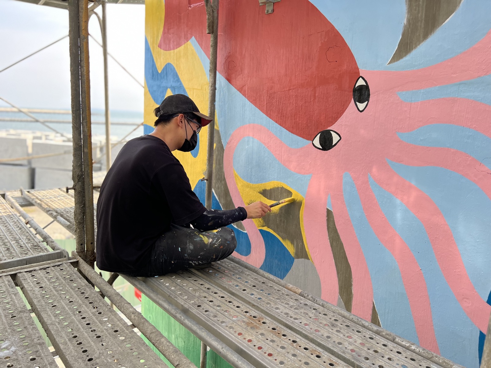 Image 7 — Zhongyun Harbor wall mural 23' × 91' 10" (×2)