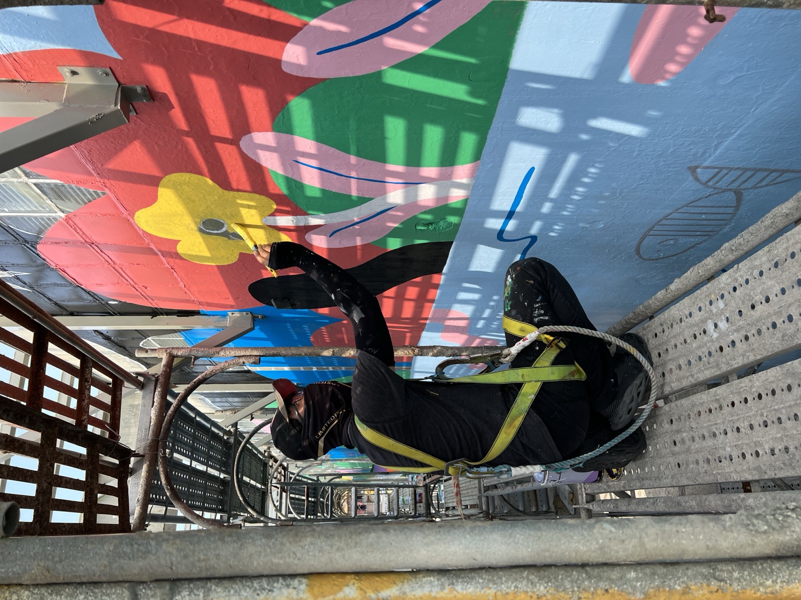 Image 8 — Zhongyun Harbor wall mural 23' × 91' 10" (×2)