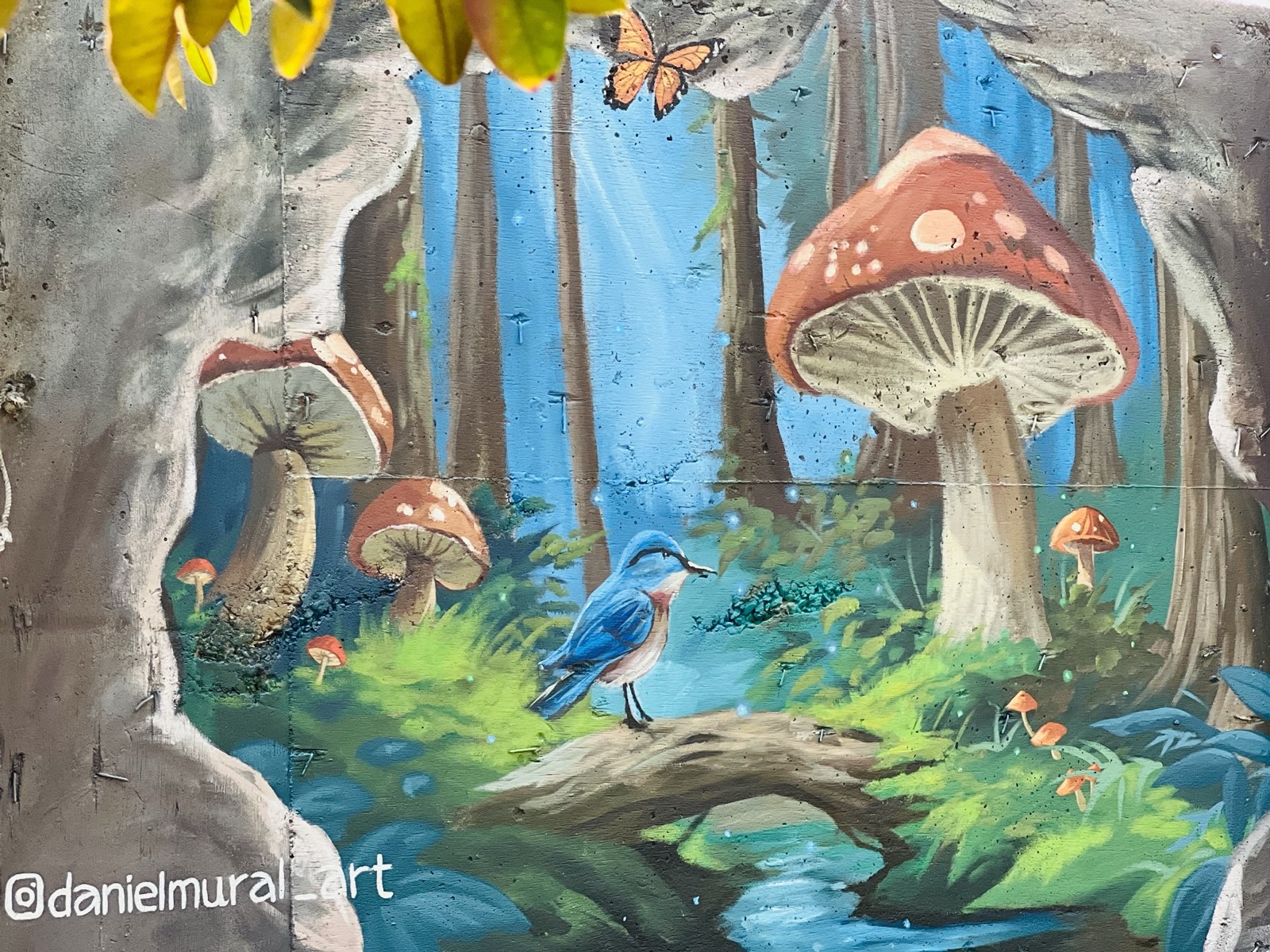 Image 4 — Home courtyard mural 7' 10" × 9' 10"