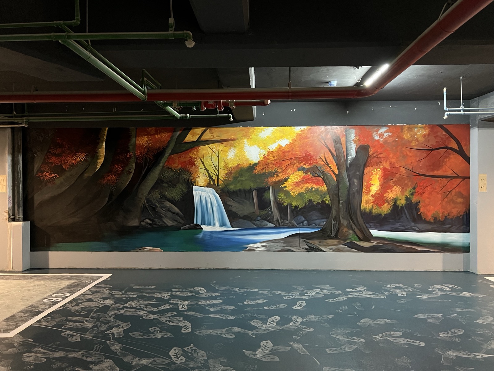 Image 3 — Parking wall 6' 7" × 31' 6"