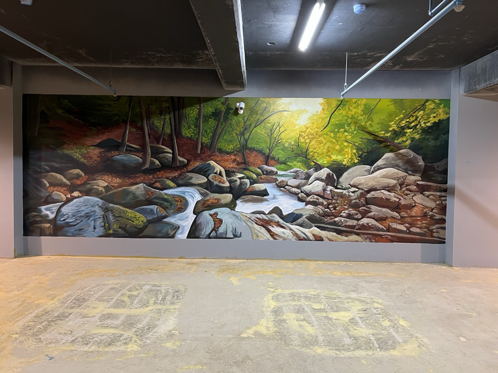 Image 4 — Parking wall 6' 7" × 31' 6"
